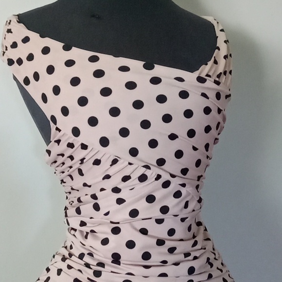 Oo lala! Guess short bodycon draped polka dot nude pink and black mini dress S - Picture 2 of 7